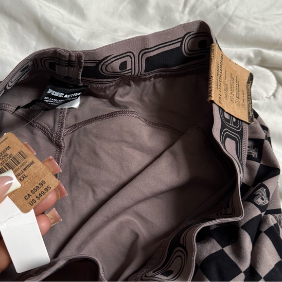 PINK Victoria's Secret Checkered Leggings in brown and Black - Picture 5 of 6